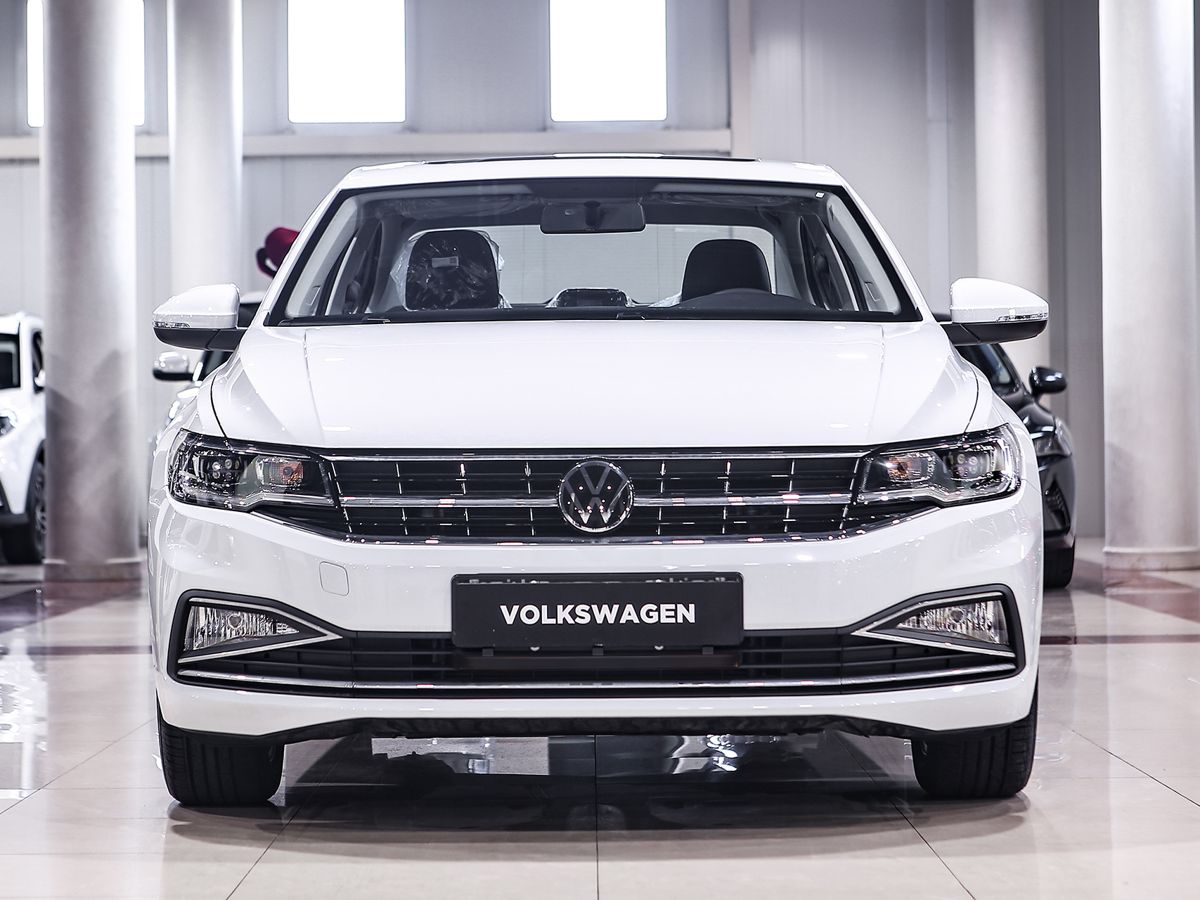 Купить Bora с пробегом